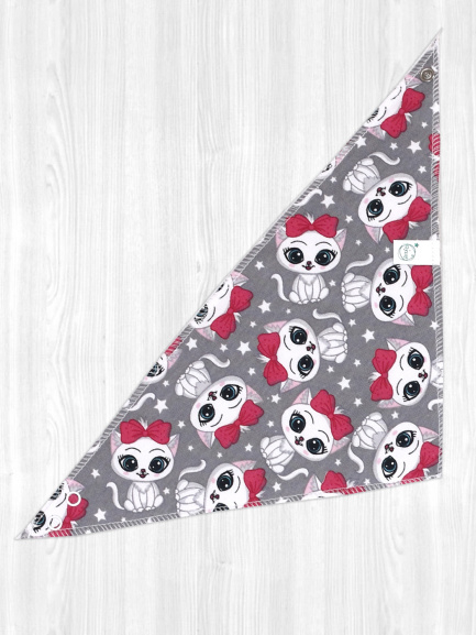 Нагрудник кошечки/серый