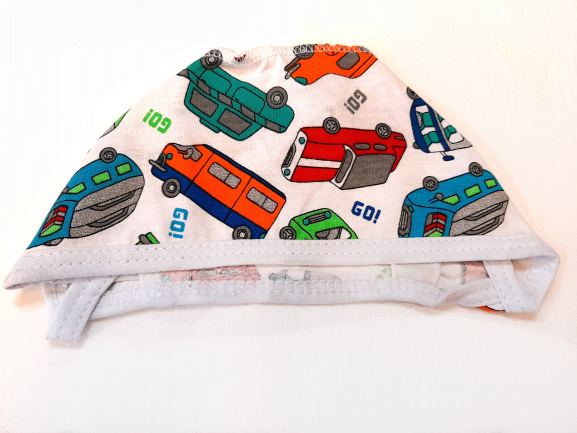 Чепчик детский трикотажный автомобили/белый