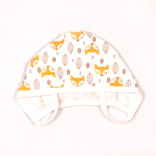 Чепчик с начесом лиса/спит